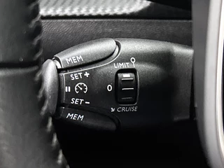 Peugeot 2008 – thumbnail 8