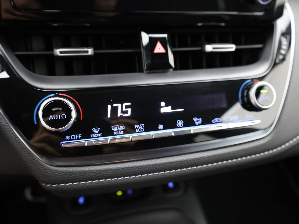 Toyota Corolla Touring Sports – foto 25