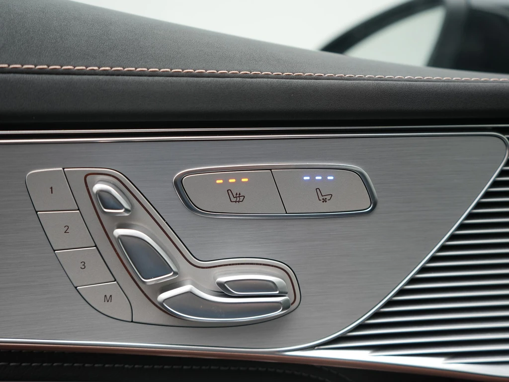 Mercedes-Benz EQC – foto 20