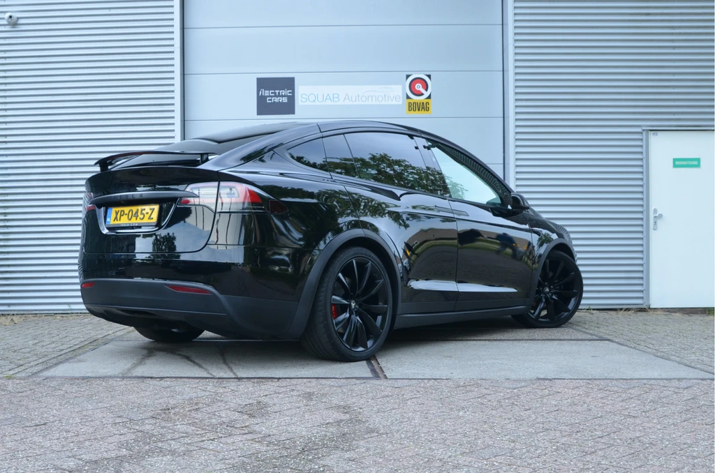 Tesla Model X – foto 4