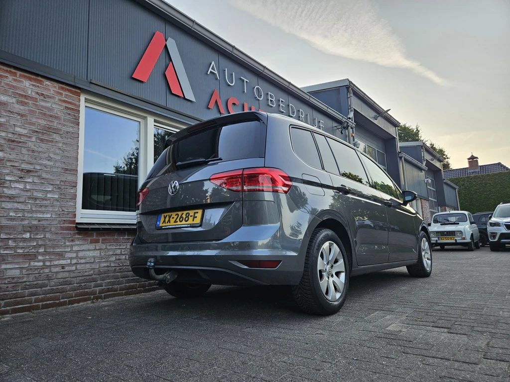 Volkswagen Touran – foto 6