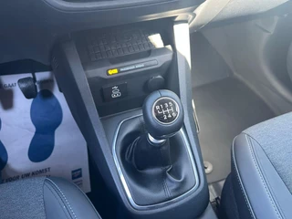 Ford Transit Courier – thumbnail 12