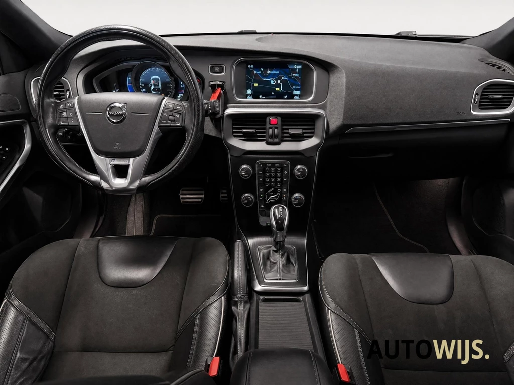 Volvo V40 – foto 8