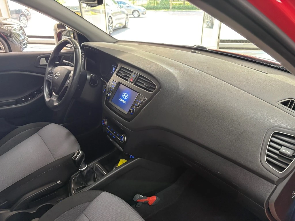 Hyundai i20 – foto 10