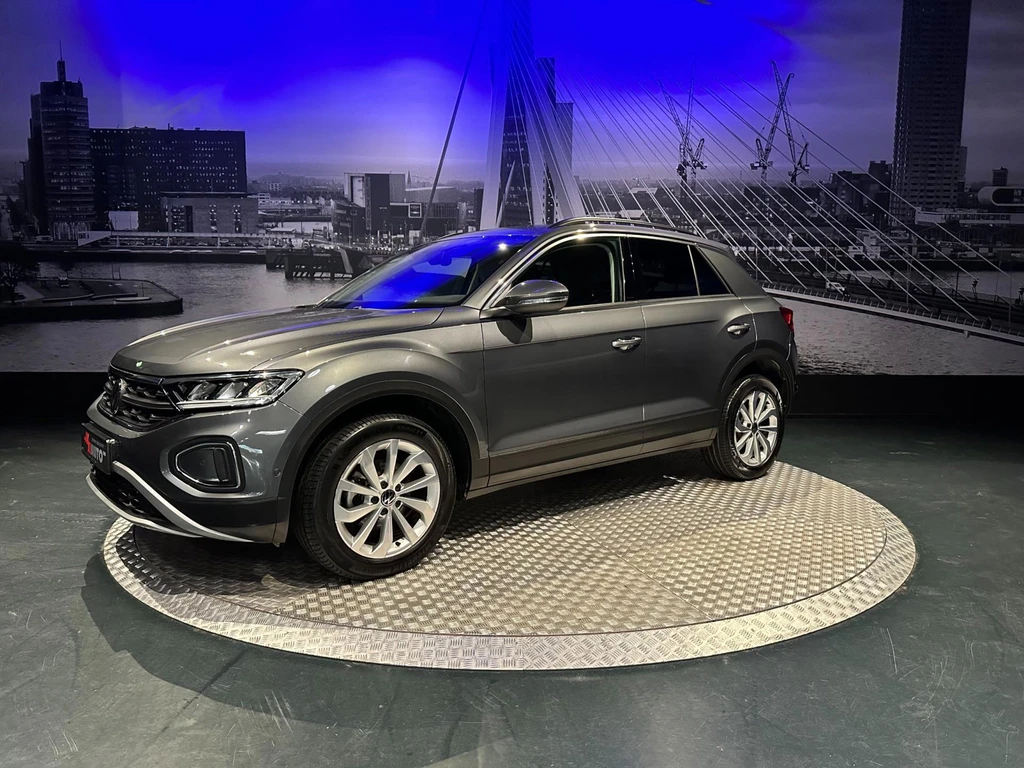 Volkswagen T-Roc – foto 2