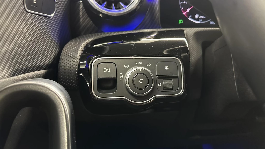 Mercedes-Benz CLA – foto 30