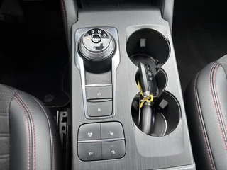 Ford Kuga – thumbnail 15
