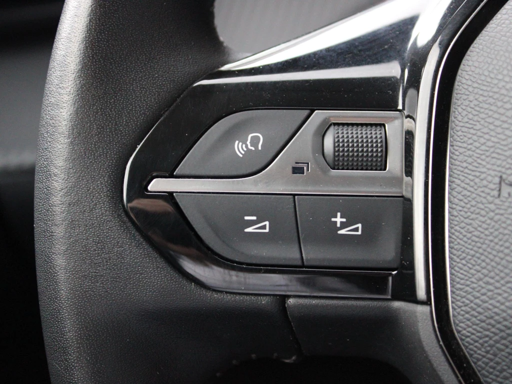 Peugeot 208 – foto 26