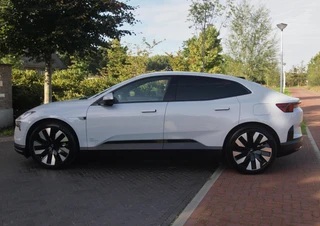 Polestar 4 – thumbnail 2