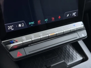 Renault Megane E-Tech – thumbnail 23