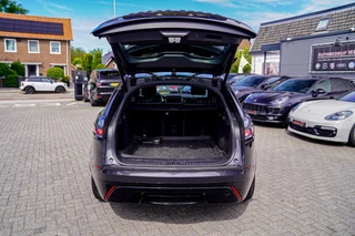 Land Rover Range Rover Velar – thumbnail 16