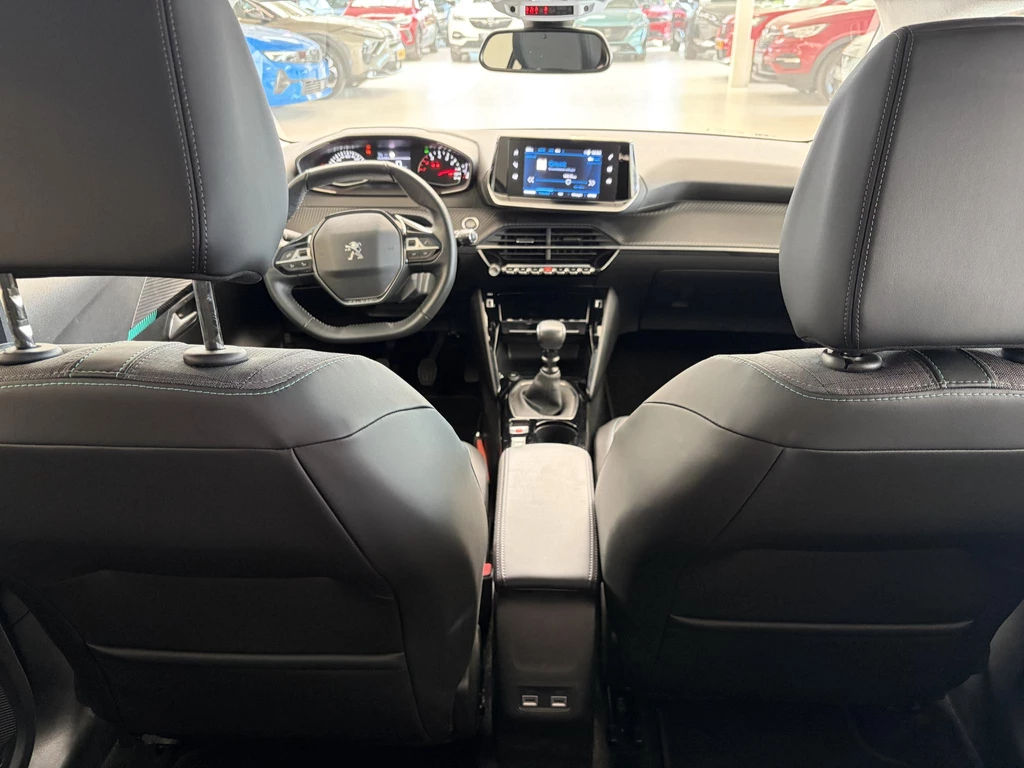 Peugeot 208 – foto 15