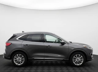 Ford Kuga – thumbnail 8
