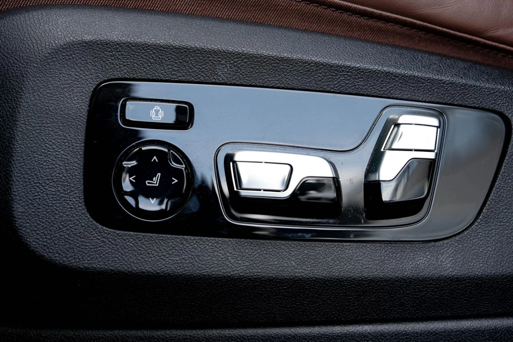 BMW X5 – foto 33