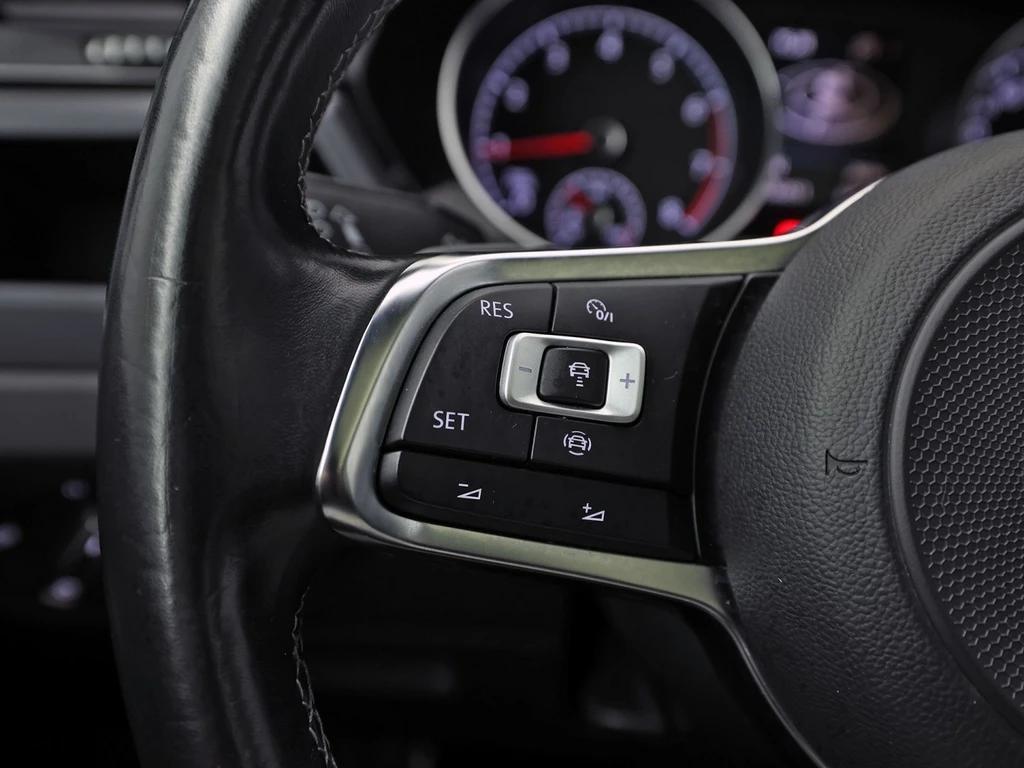 Volkswagen Touran – foto 22