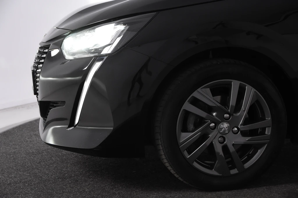 Peugeot 208 – foto 30