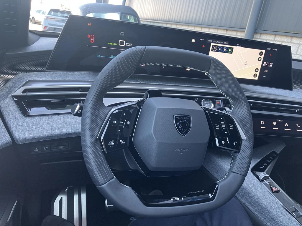 Peugeot e-3008 – foto 15