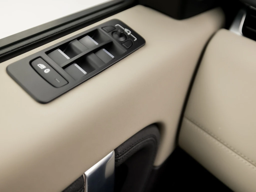 Land Rover Discovery Sport – foto 25