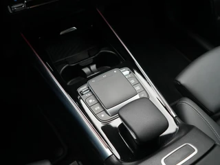 Mercedes-Benz GLA – thumbnail 30