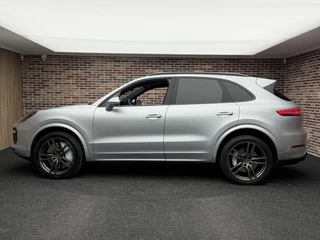 Porsche Cayenne – thumbnail 2