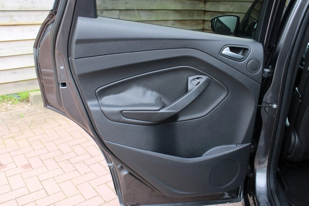 Ford Kuga – foto 29