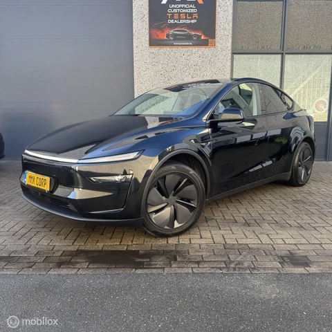 Model Y Juniper LFP PREMIUM + IAP + SOH 99%