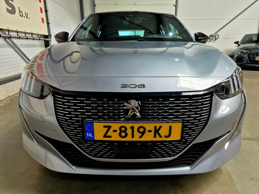Peugeot 208 – foto 12
