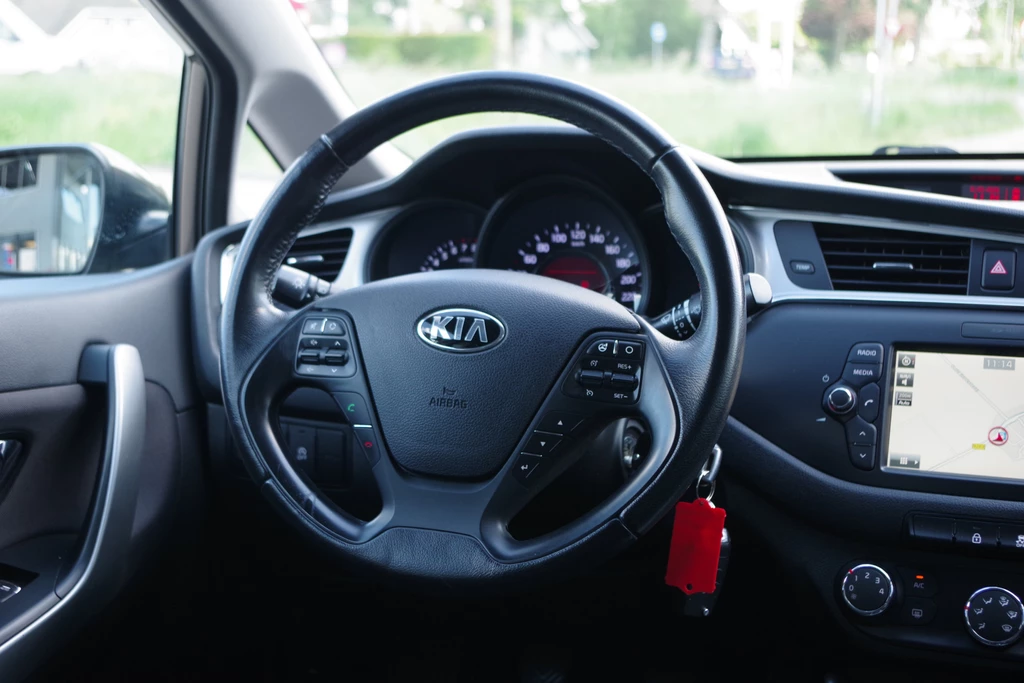 Kia cee'd – foto 10
