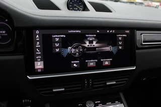 Porsche Cayenne – thumbnail 28