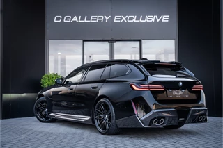 BMW M5 – thumbnail 4