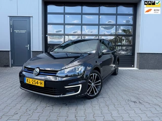 Volkswagen Golf – thumbnail 1