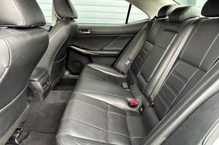 Lexus IS – thumbnail 37