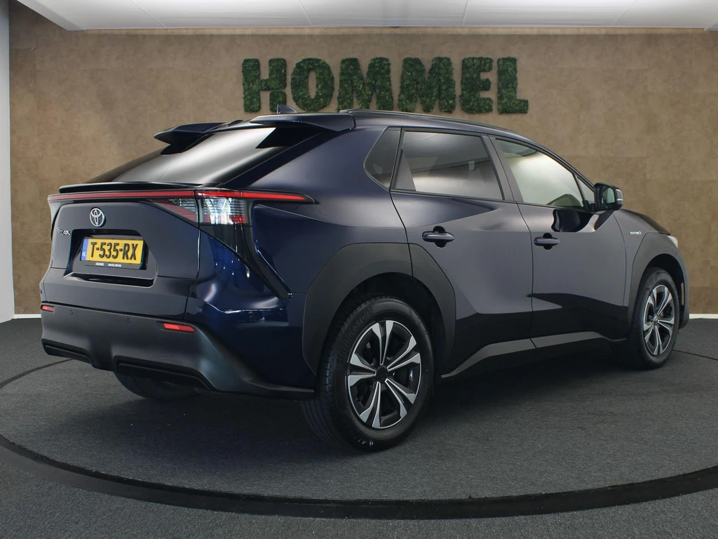 Toyota bZ4X – foto 6