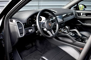 Porsche Cayenne – thumbnail 22