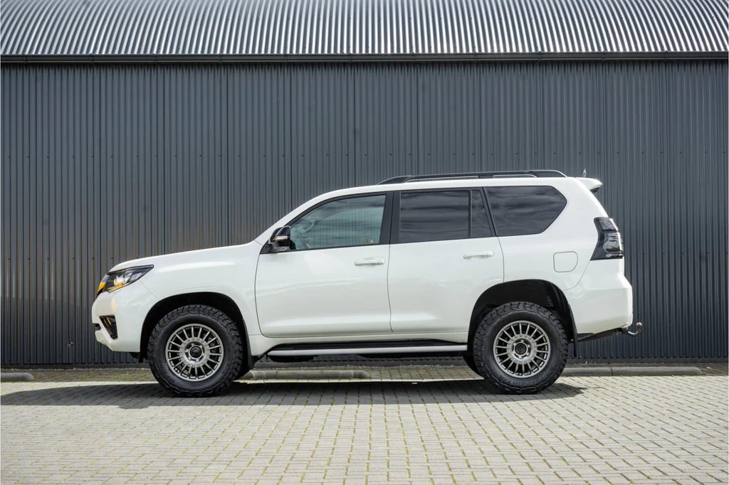 Toyota Land Cruiser – foto 3