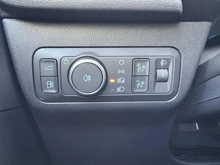 Ford Kuga – thumbnail 19