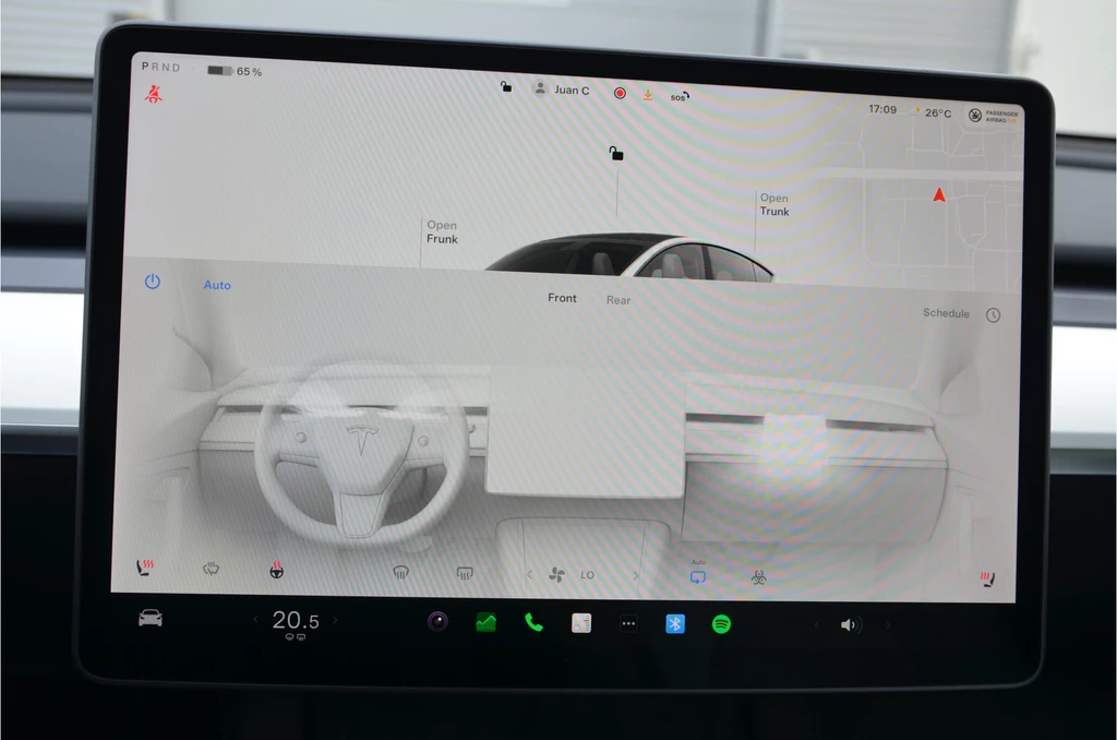 Tesla Model Y – foto 16