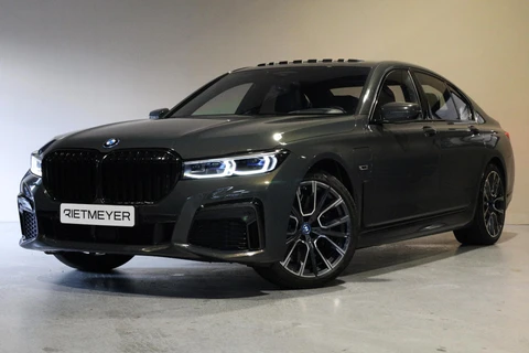 BMW 7-serie 745e High Executive |Schuifdak|Achterasbesturing |Laser LED |Stoelkoeling/verwarming |Harman/Kardon