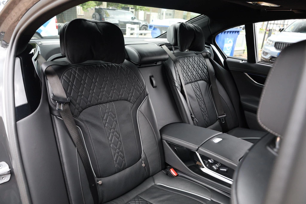 BMW 7 Serie – foto 54