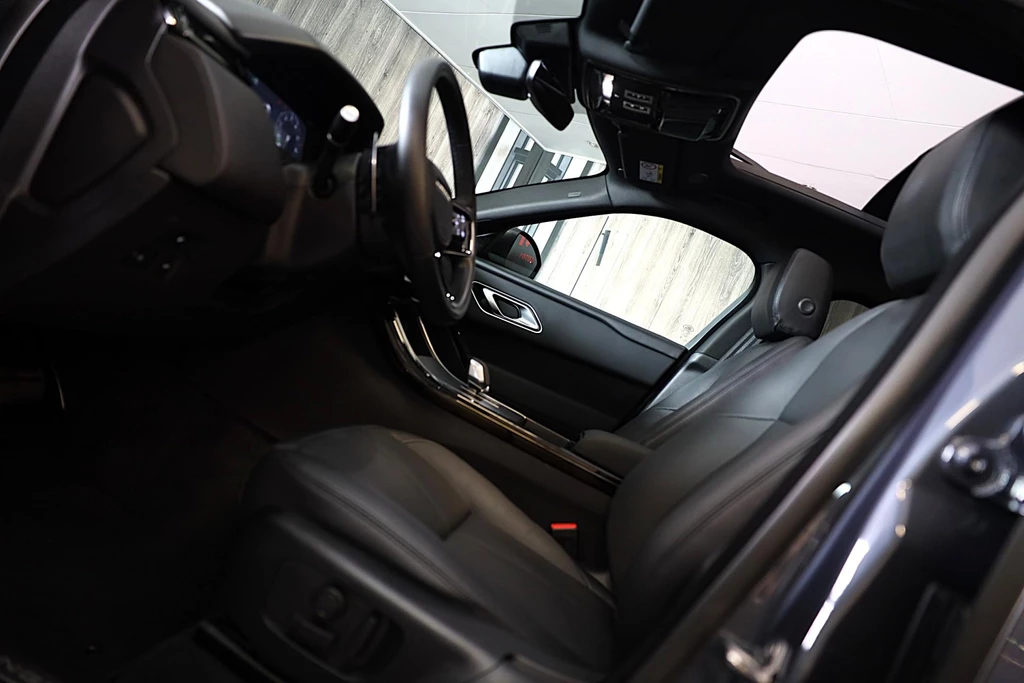 Land Rover Range Rover Velar – foto 17