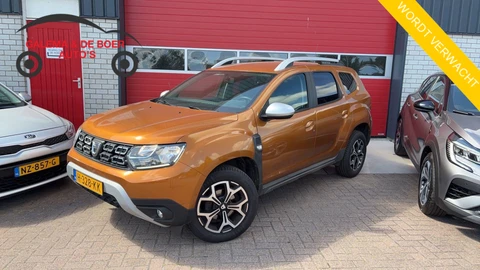 Dacia Duster 1.0 TCe Prestige CAMERA / TREKHAAK / AIRCO / LED / CRUISE / CARPLAY / DAB / NAVI / LMV