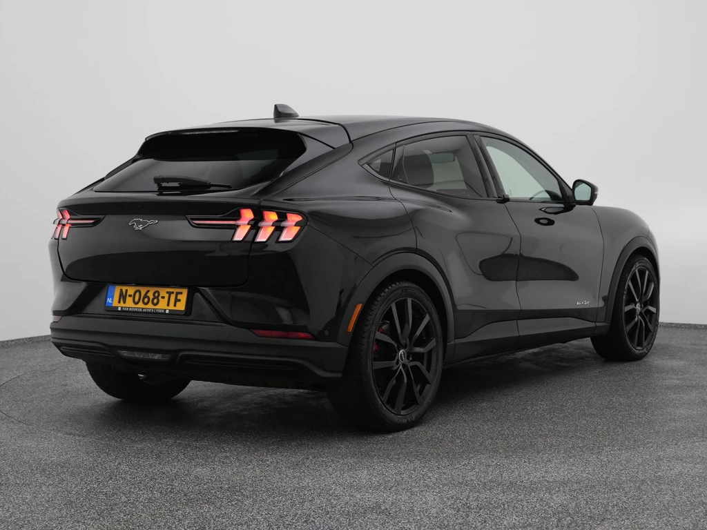 Ford Mustang Mach-E – foto 11