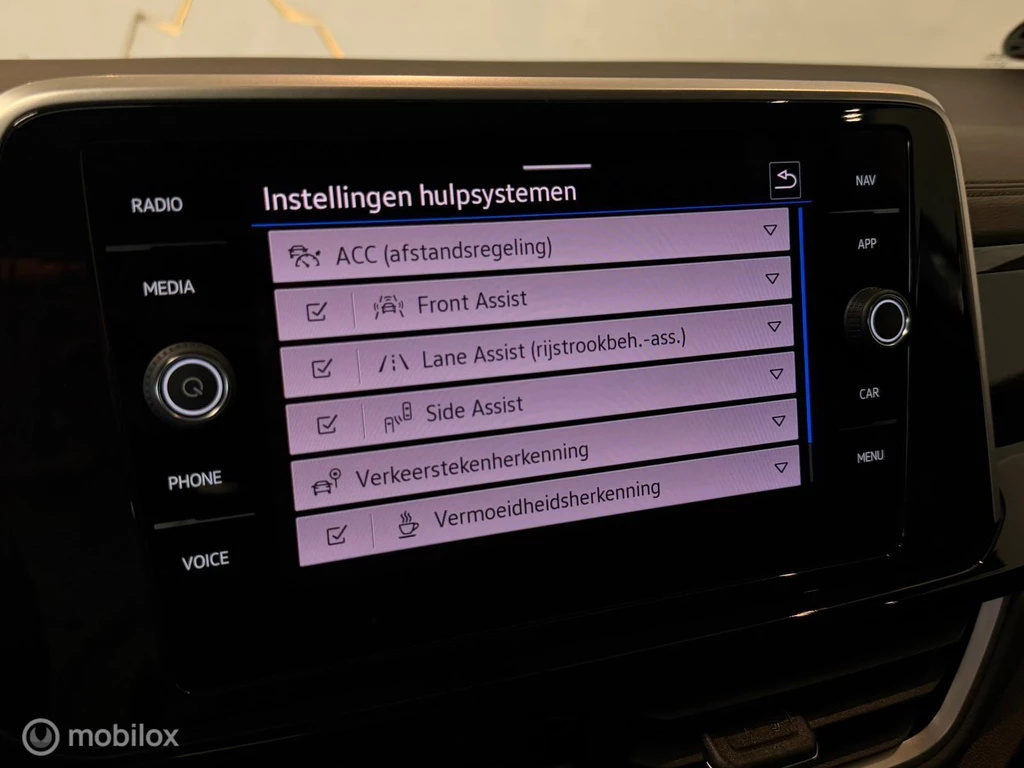 Volkswagen T-Roc – foto 29