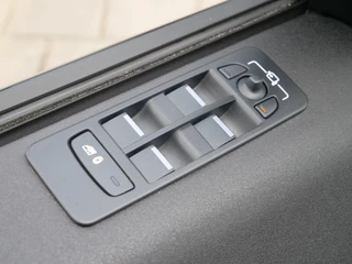 Land Rover Discovery Sport – thumbnail 28