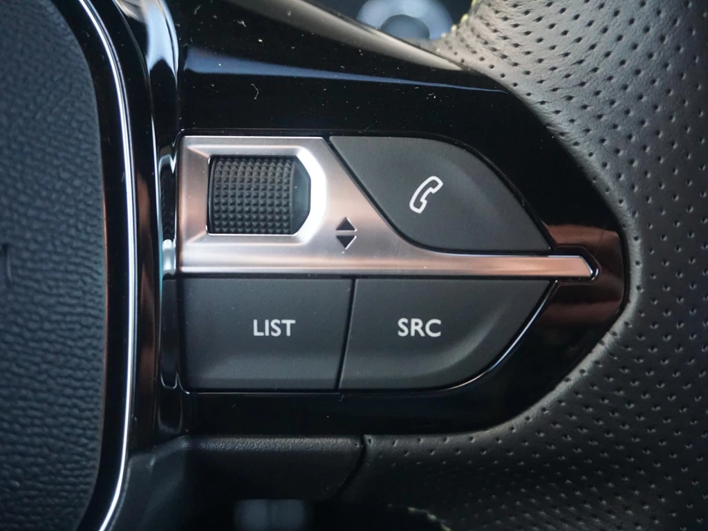 Peugeot 208 – foto 20