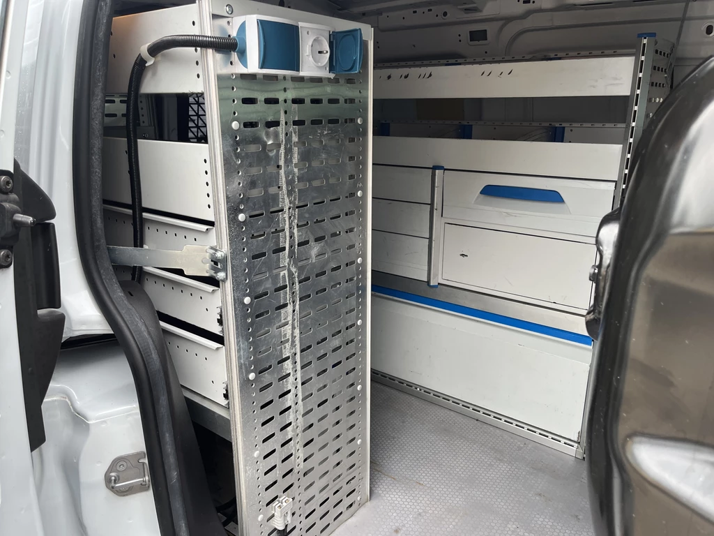 Ford Transit Connect – foto 32