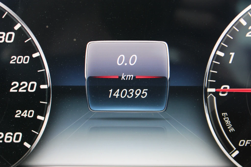 Mercedes-Benz E-Klasse – foto 22