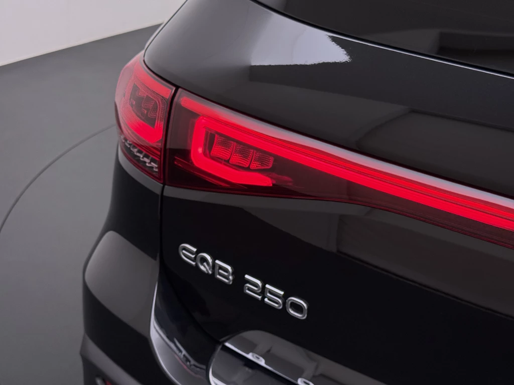 Mercedes-Benz EQB – foto 31