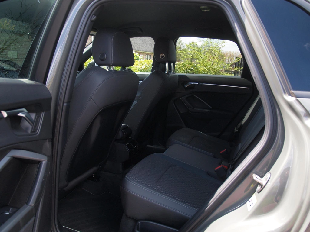 Audi Q3 – foto 26