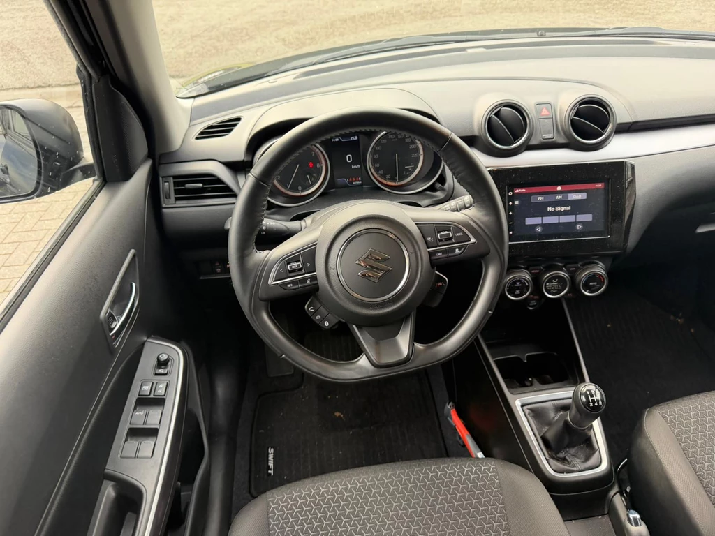 Suzuki Swift – foto 24